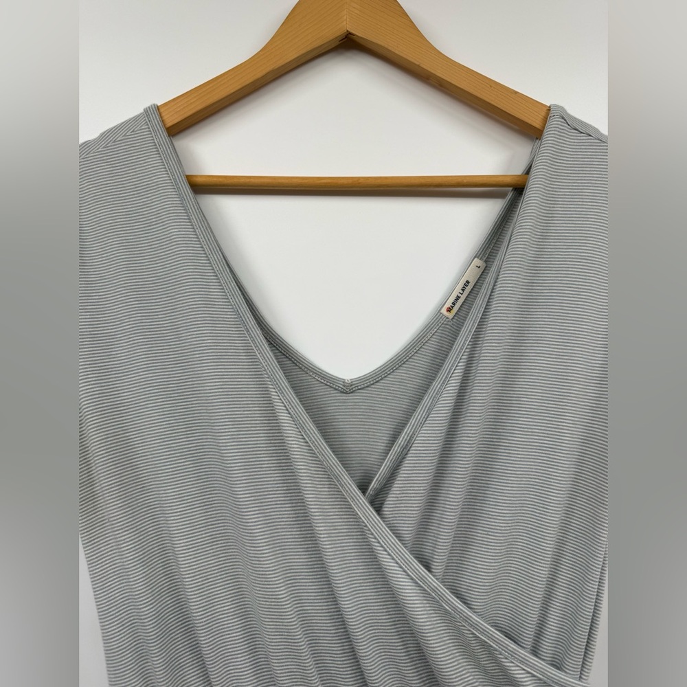 Light Gray Short-Sleeve Jumpsuit with Drawstring Waist - Picture 7 of 11